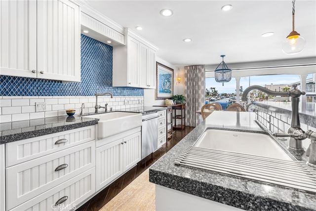 408 38th Street, Newport Beach, CA 92663