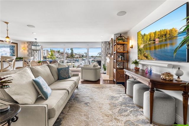 408 38th Street, Newport Beach, CA 92663