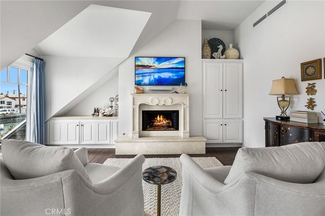 408 38th Street, Newport Beach, CA 92663