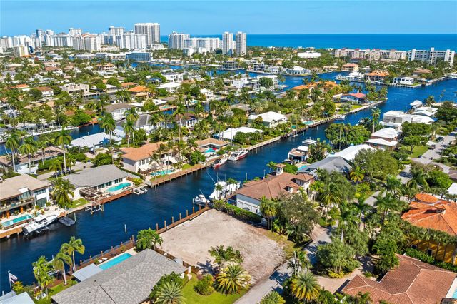 2823 NE 24th Place, Fort Lauderdale, FL 33305