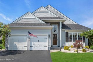 20 Chaucer Circle, Manchester, NJ 08759