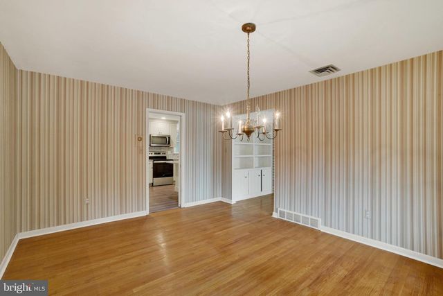 385 TRI HILL DR, York, PA 17403