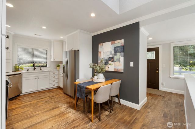 23305 98th Avenue S, Kent, WA 98031