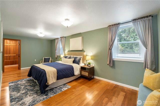 23305 98th Avenue S, Kent, WA 98031