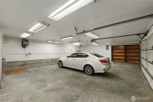 23305 98th Avenue S, Kent, WA 98031