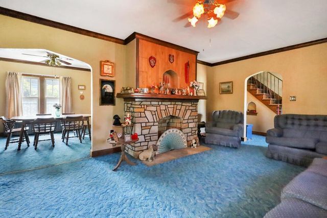 1107 Columbus STREET, Manitowoc, WI 54220