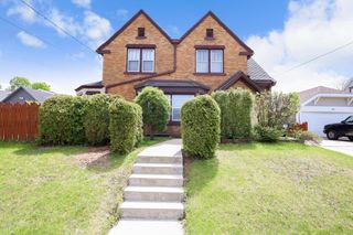 1107 Columbus STREET, Manitowoc, WI 54220