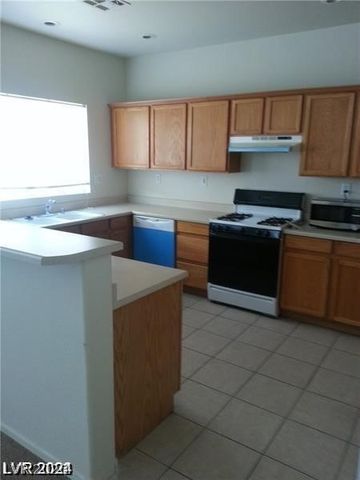 5451 Autumn Crocus Court, North Las Vegas, NV 89031