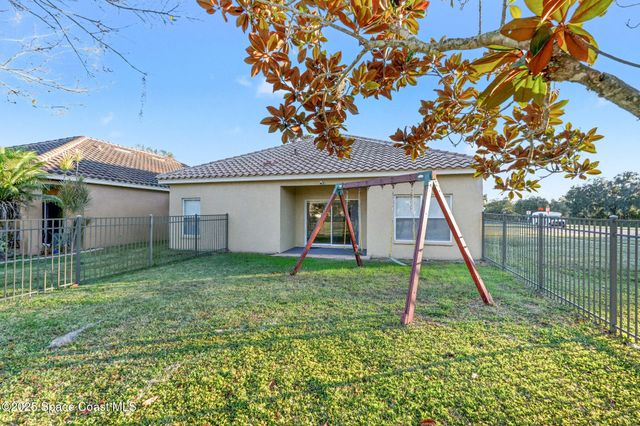 4366 Fitzroy Reef Drive, Mims, FL 32754