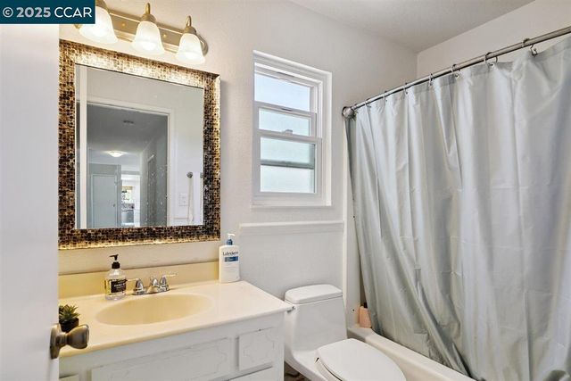 3355 Glendora Dr, Martinez, CA 94553