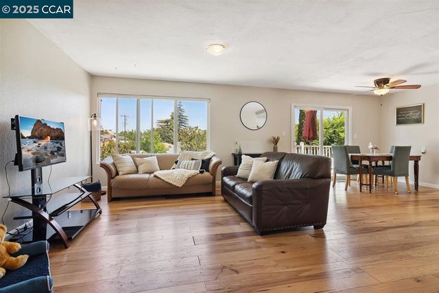 3355 Glendora Dr, Martinez, CA 94553