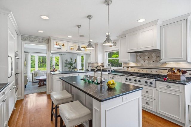 9431 W Hawthorne ROAD, Mequon, WI 53097