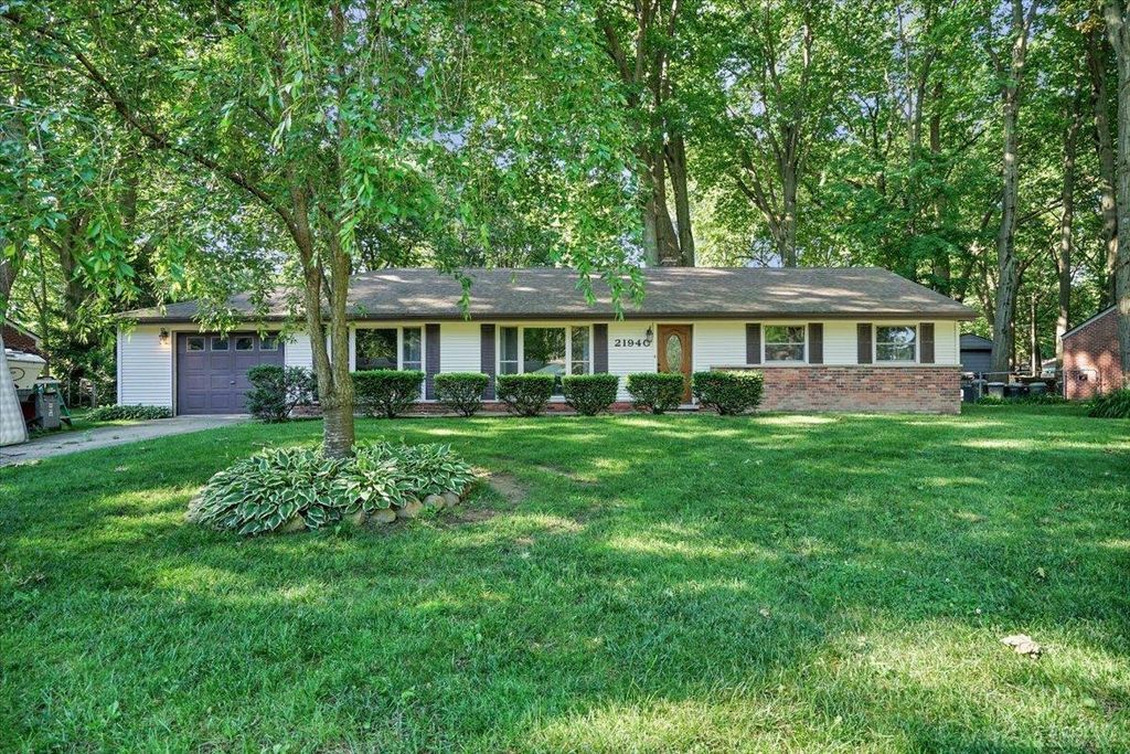 21940 Ulrich Street, Clinton Twp, MI 48036