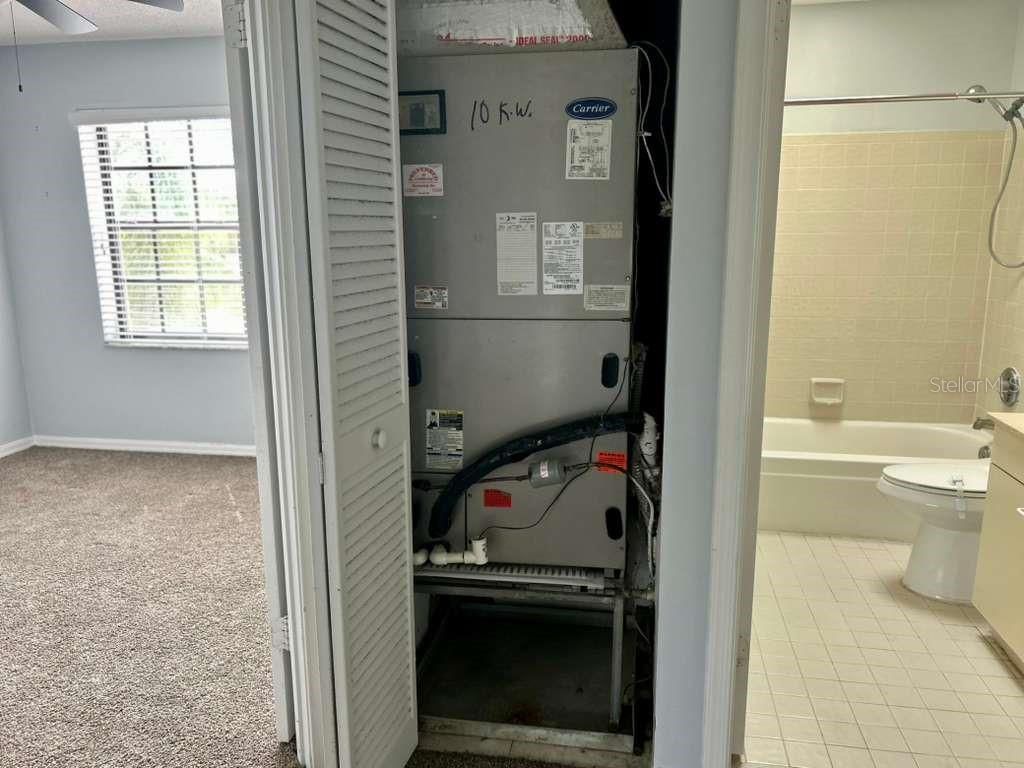 Image 20 of property listing at 12420 SUMMER SPRINGS DRIVE, Boynton Beach, FL 33437