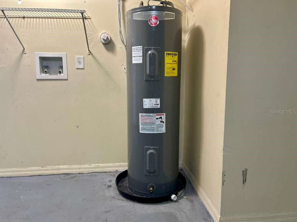 Image 22 of property listing at 12420 SUMMER SPRINGS DRIVE, Boynton Beach, FL 33437