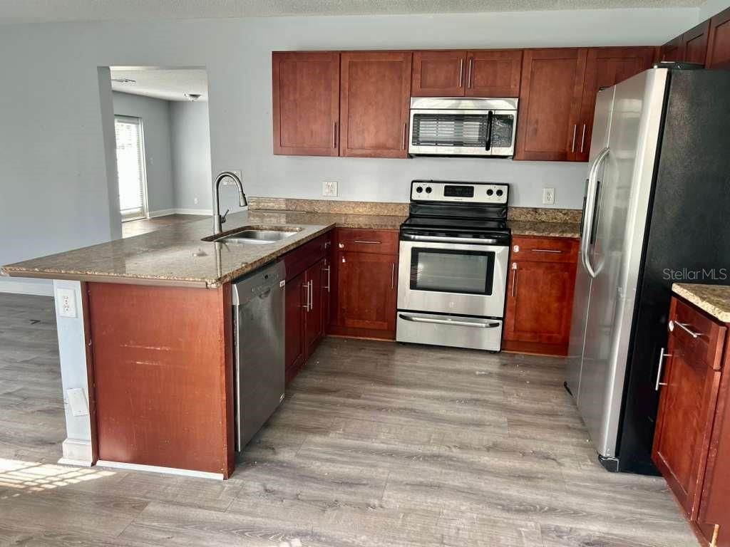 Image 7 of property listing at 12420 SUMMER SPRINGS DRIVE, Boynton Beach, FL 33437