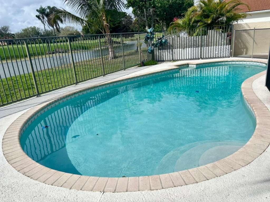 Image 10 of property listing at 12420 SUMMER SPRINGS DRIVE, Boynton Beach, FL 33437