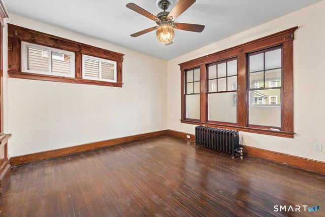 39 Irvington Street, New Haven, CT 06513