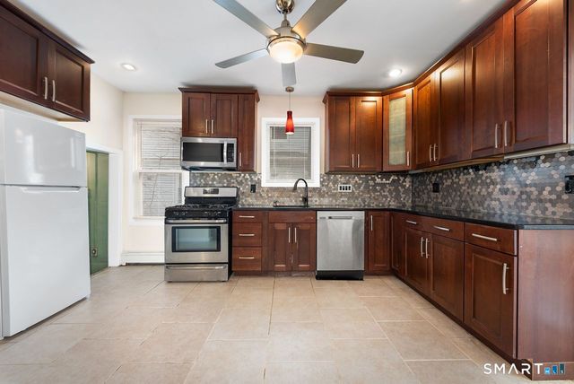 39 Irvington Street, New Haven, CT 06513