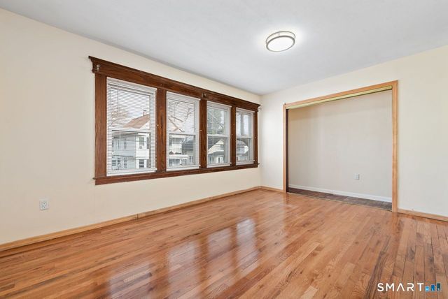 39 Irvington Street, New Haven, CT 06513