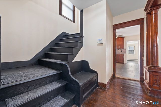 39 Irvington Street, New Haven, CT 06513