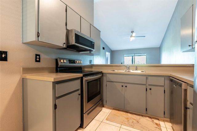 11201 122ND AVENUE 234, Largo, FL 33778