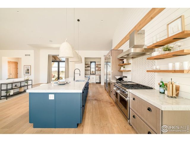 5336 Caribou Springs Trl, Longmont, CO 80503