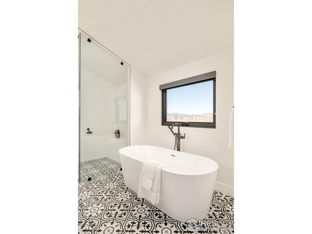 5336 Caribou Springs Trl, Longmont, CO 80503