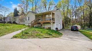 128 Meadow Wood Drive, Thomasville, NC 27360