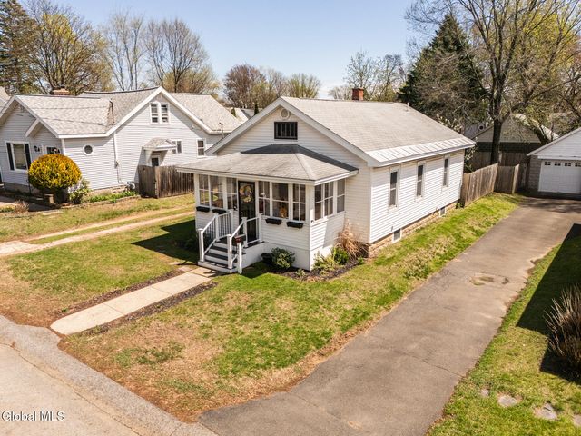 32 Hudson Avenue, Colonie, NY 12205