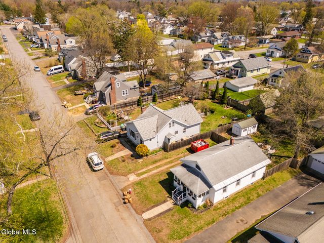 32 Hudson Avenue, Colonie, NY 12205