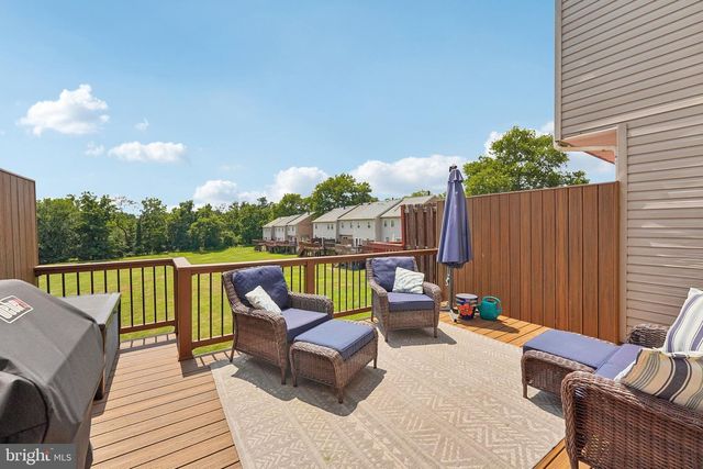 154 LAFAYETTE CT, Trappe, PA 19426