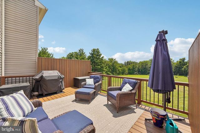 154 LAFAYETTE CT, Trappe, PA 19426