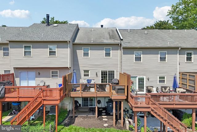 154 LAFAYETTE CT, Trappe, PA 19426