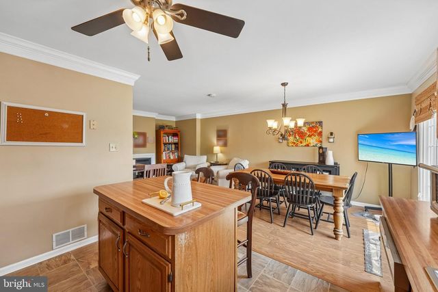 154 LAFAYETTE CT, Trappe, PA 19426