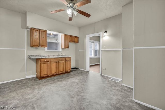 3667 E 61st Street, Cleveland, OH 44105