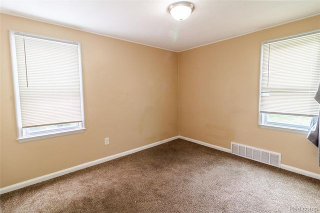 12324 Lansdowne Street, Detroit, MI 48224
