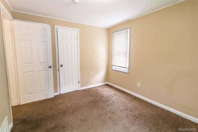 12324 Lansdowne Street, Detroit, MI 48224