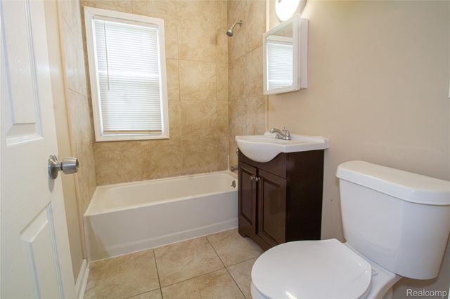12324 Lansdowne Street, Detroit, MI 48224