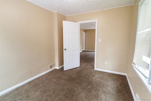 12324 Lansdowne Street, Detroit, MI 48224