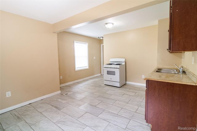 12324 Lansdowne Street, Detroit, MI 48224