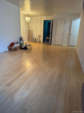 8330 Vietor Avenue 306, Elmhurst, NY 11373