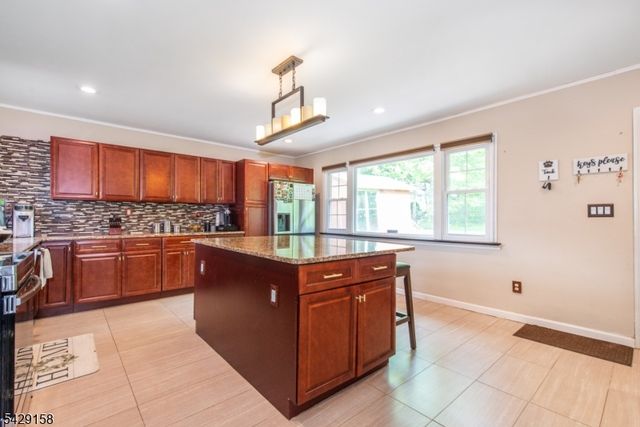18 Cross St, Netcong Boro, NJ 07857