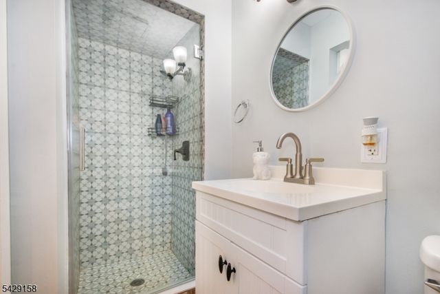 18 Cross St, Netcong Boro, NJ 07857