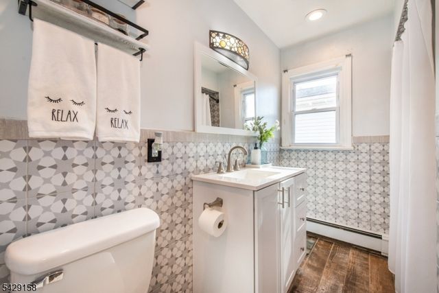 18 Cross St, Netcong Boro, NJ 07857