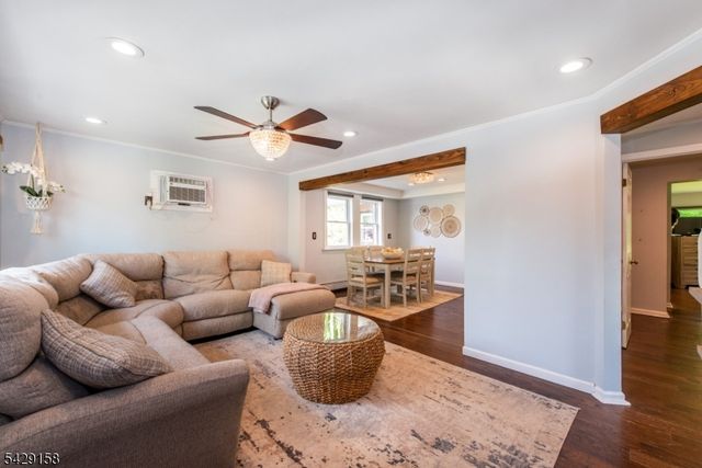 18 Cross St, Netcong Boro, NJ 07857