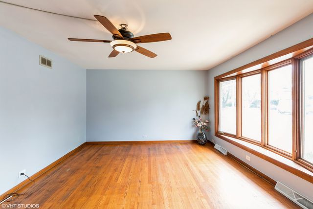 6054 107th Street, Chicago Ridge, IL 60415
