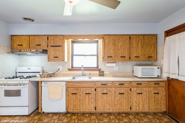 6054 107th Street, Chicago Ridge, IL 60415