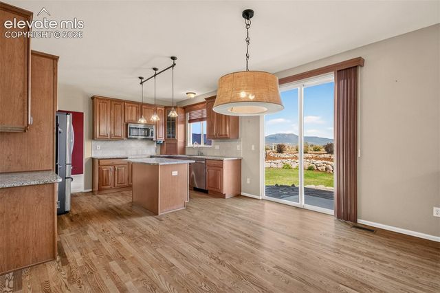 387 Fox Run Circle, Colorado Springs, CO 80921