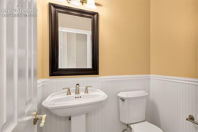 387 Fox Run Circle, Colorado Springs, CO 80921